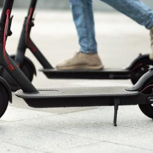 Bolt step huren: hoe werkt het? | Informatiegids 2025