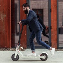 Heb je een rijbewijs nodig voor een elektrische step?