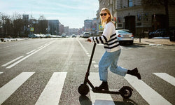 Scooters en de architectuur van stedelijke verbinding