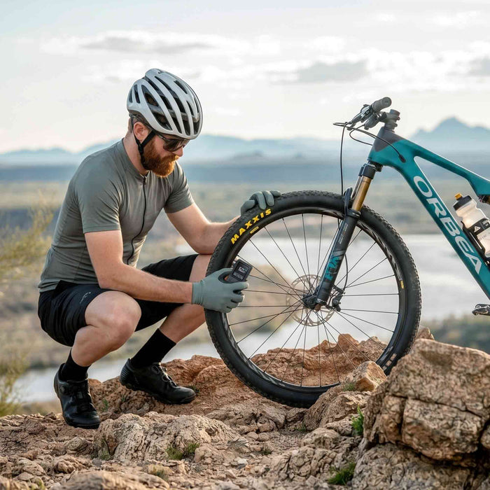 Black Rhino AeroBoost TM-2 elektrische fietspomp Black Rhino 
